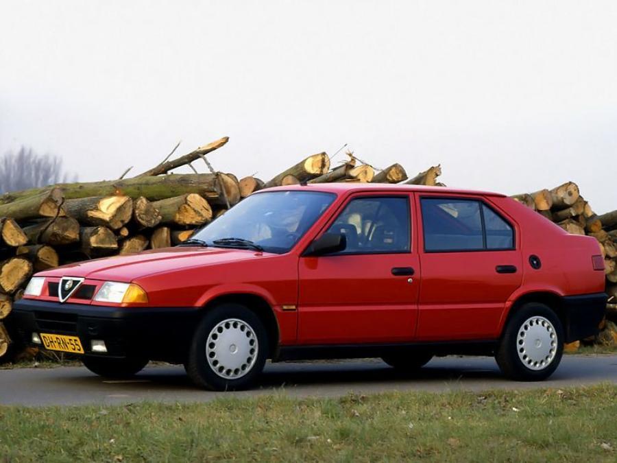 Alfa Romeo 33 (907) 1990 года  (фото 16 из 17)